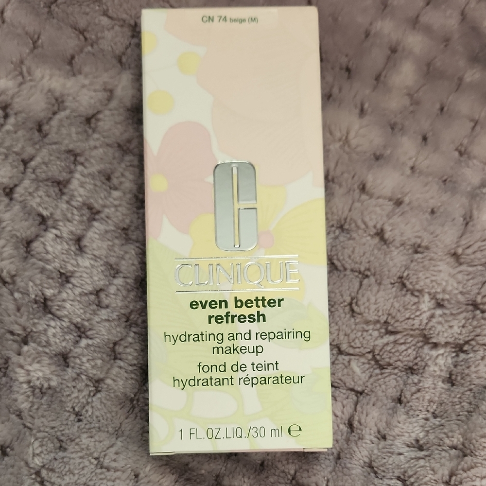 Clinique Even Better Refresh Foundation - CN 74 Beige